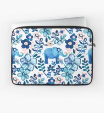Rosa, weißer und blauer Elefant und Blumenaquarell-Muster erröten Laptoptasche