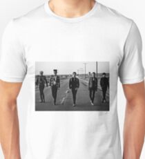 Urknall MADE Slim Fit T-Shirt