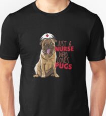 Nur eine Krankenschwester, die Möpse liebt Slim Fit T-Shirt