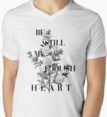 Törichtes Herz T-Shirt mit V-Ausschnitt