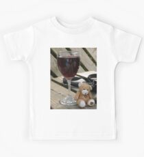 Little old wine teddy me Kids Tee