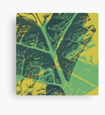 Leafy Fracto Canvas Print