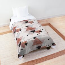 Geometrische Anordnung in Blush, Rose Gold und Schwarz Tagesdecke