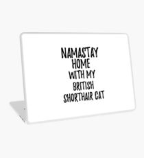 Vinilo para portátil Namastay Home With My British Shorthair Cat