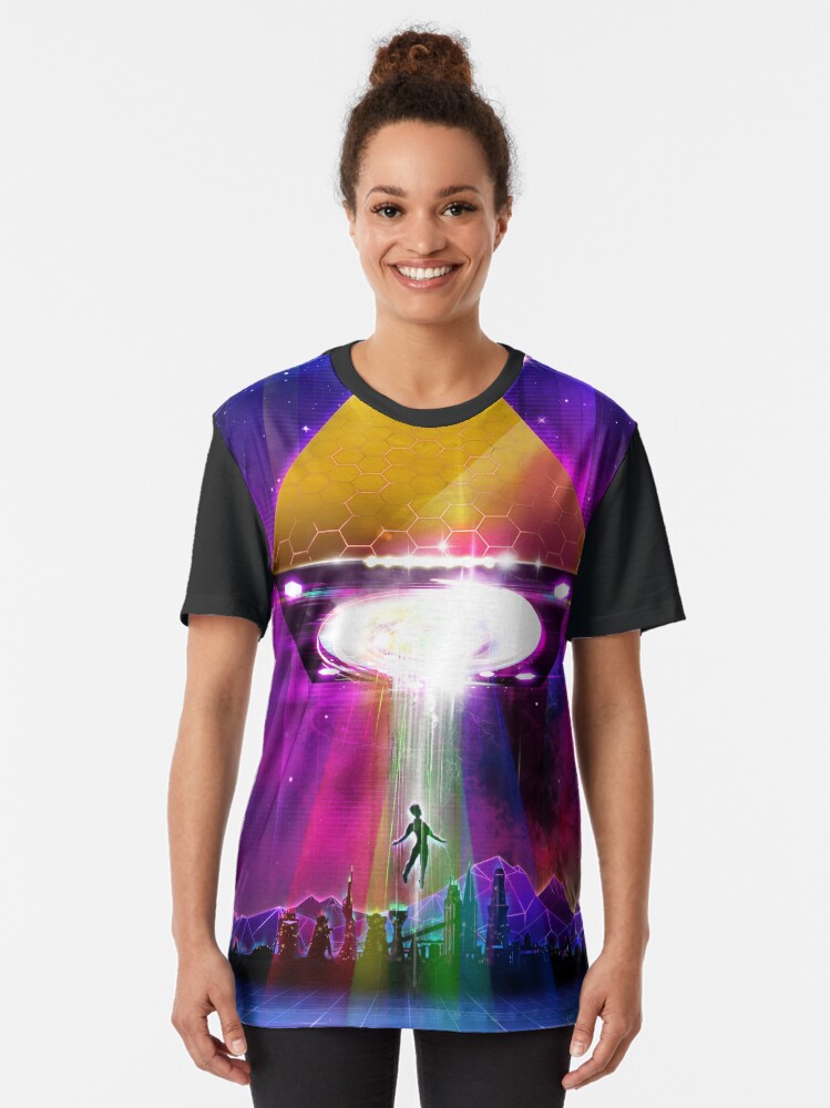 Alternate view of Abduction (Tetra) - Retro Synthwave UFO Pyramid Graphic T-Shirt