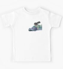 Chihiro meets Falcor Kinder T-Shirt