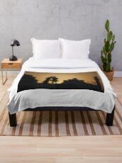 Muscat Throw Blanket