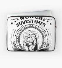 Never Understimate Laptop Sleeve