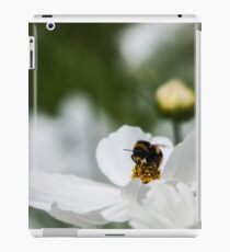 Bubble Bee iPad Case/Skin