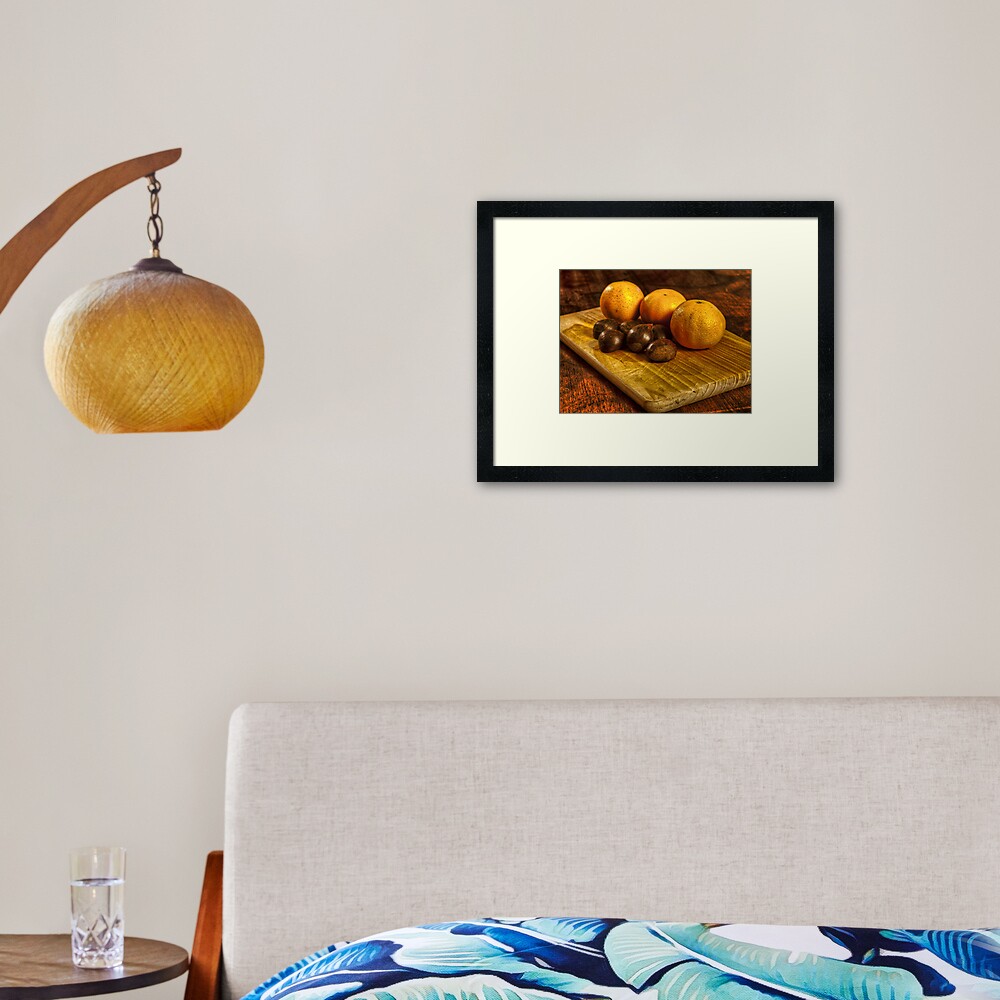 Castagne e mandarini Framed Art Print