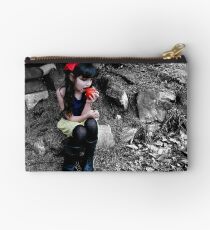 Snow White Studio Pouch