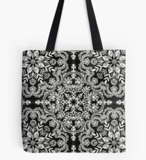 Schwarz-Weiß-Volkskunst-Muster Tasche