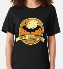 Spooky Scene Halloween Scene Scary Scene Bat. Slim Fit T-Shirt