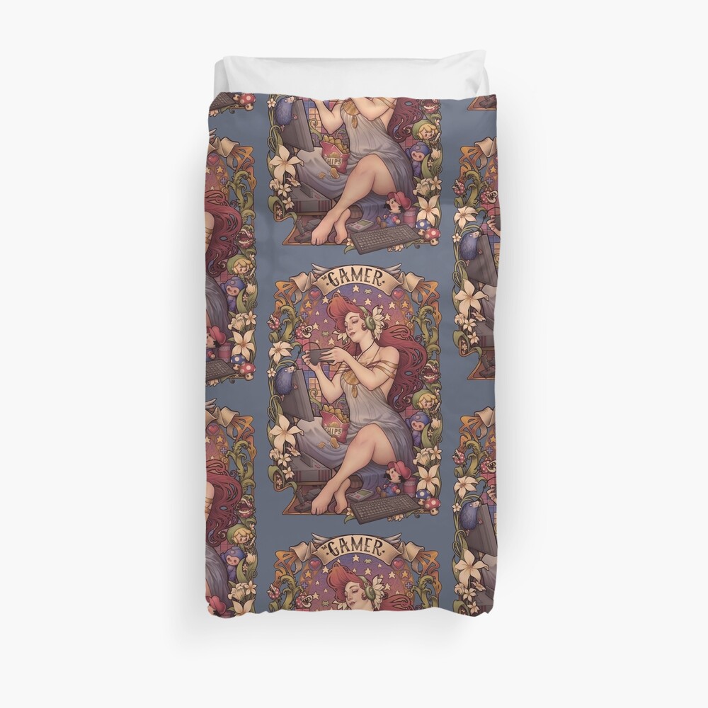 Gamer girl Nouveau Duvet Cover