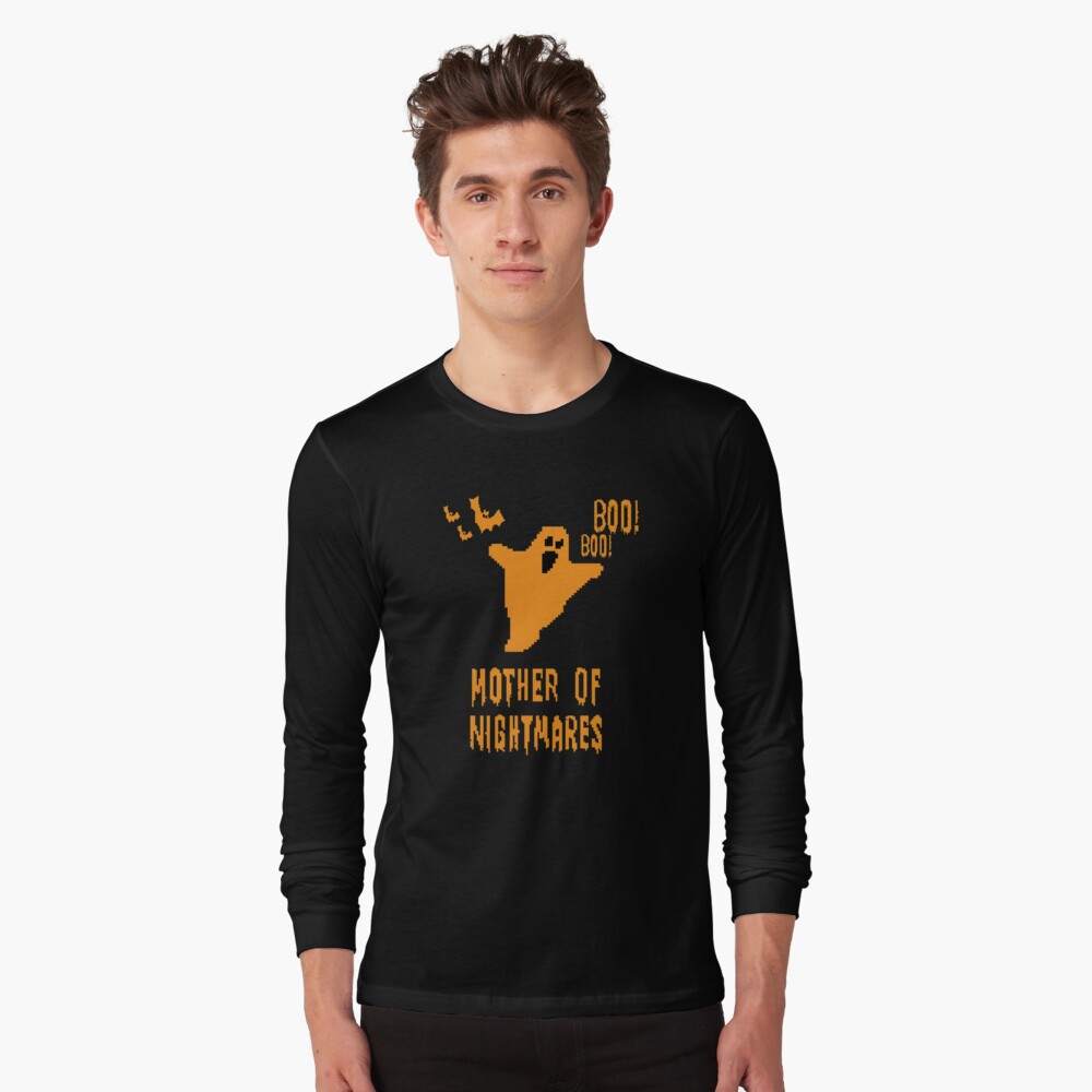 Mother of Nightmares Spooky Halloween Scary Bat Scene. Long Sleeve T-Shirt