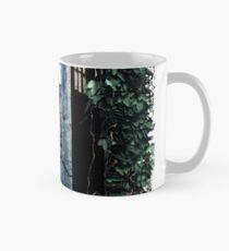Police Box in The Garden Hoodie / T-shirt Mug