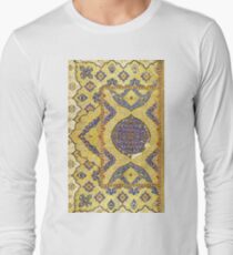 Ornate vintage Pattern Long Sleeve T-Shirt