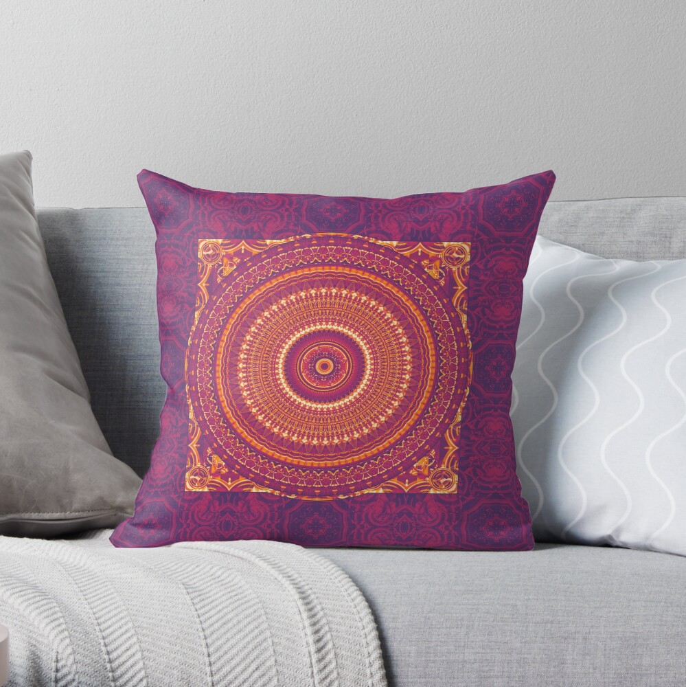 Court Jester (In The Round) 1 Throw Pillow