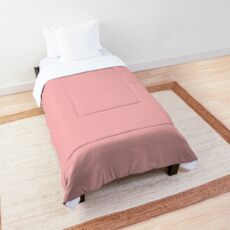 Pastellrosa Tagesdecke