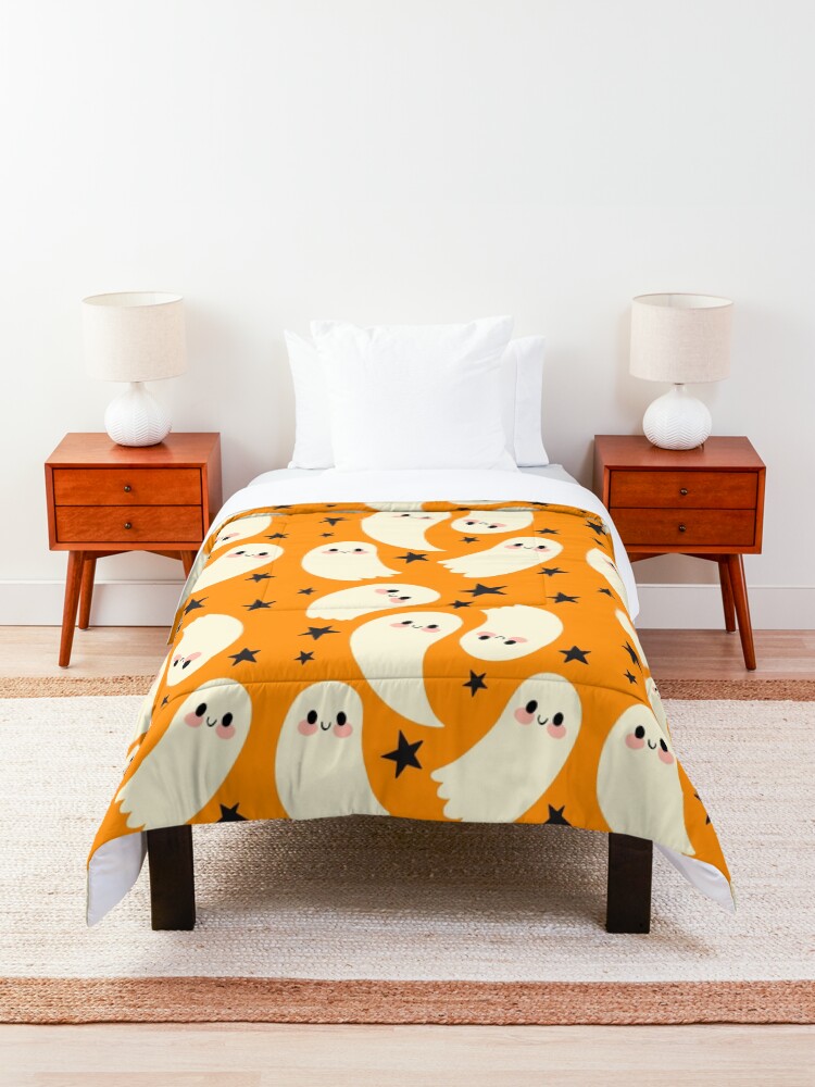 Alternate view of Cute Ghosts Comforter