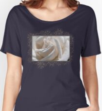 Long-Stemmed White Rose Women's Relaxed Fit T-Shirt