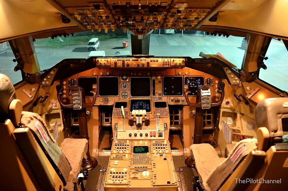 atlas 747 cockpit