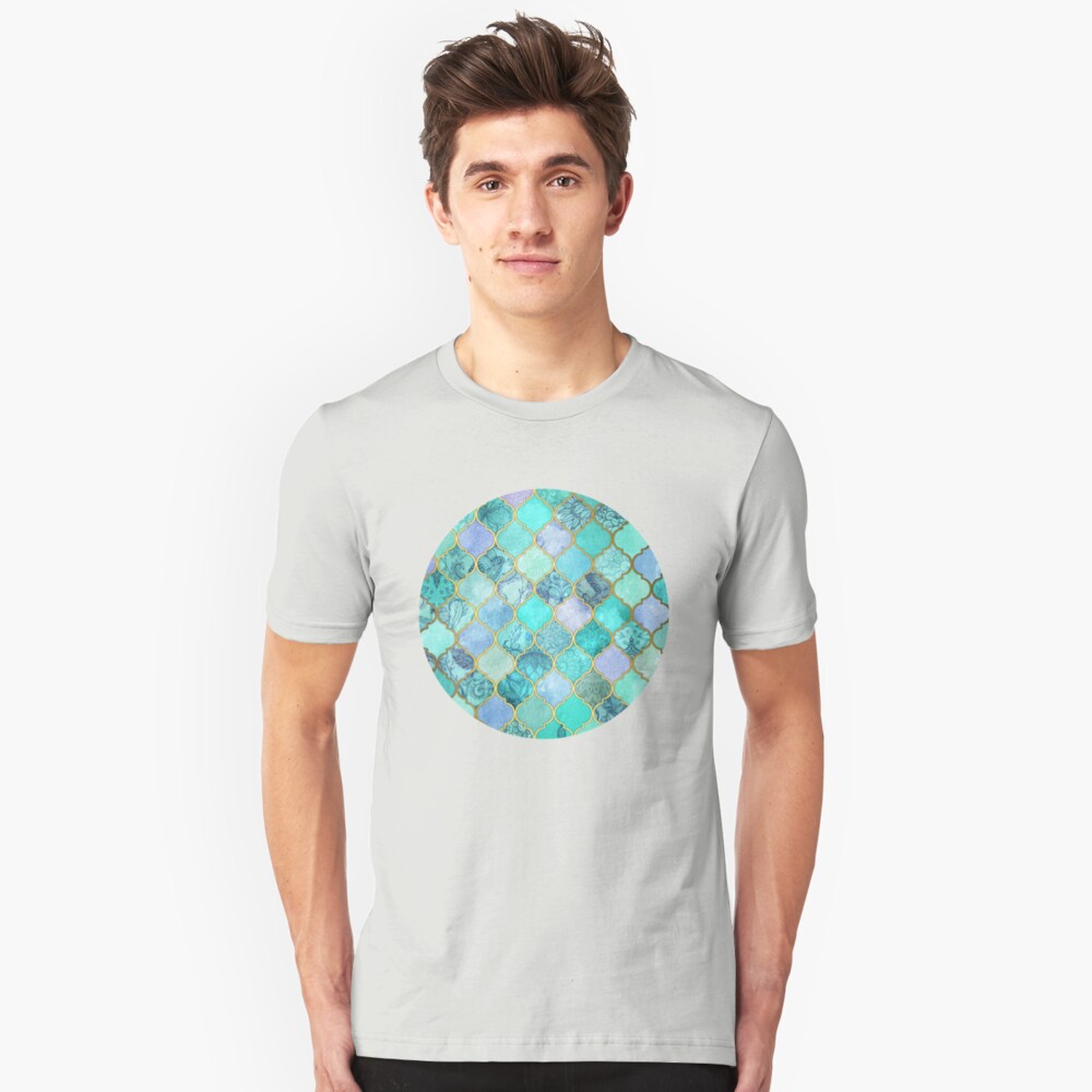 Coole Jade & Icy Mint dekorative marokkanische Fliesenmuster Slim Fit T-Shirt