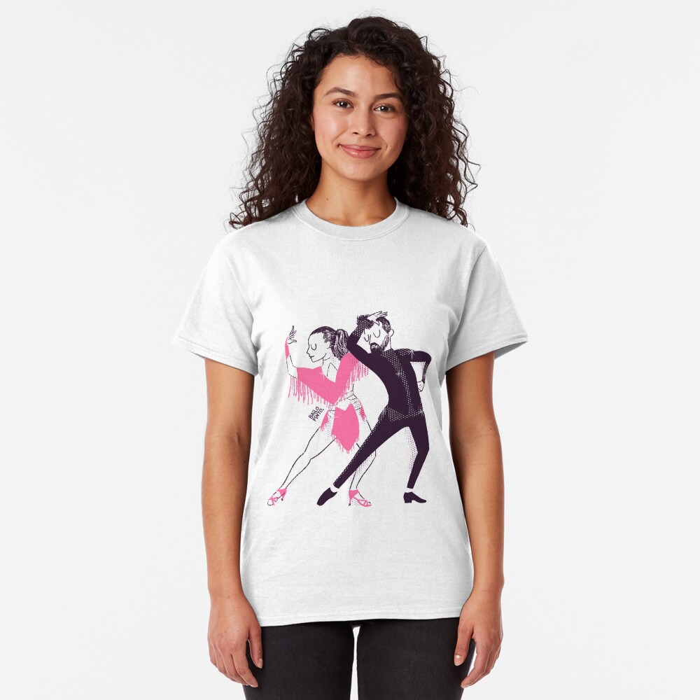 Bailarines de mambo en un show Camiseta clásica