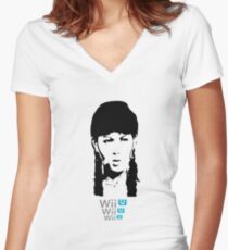 Wii U Wii U Wii U! Women's Fitted V-Neck T-Shirt