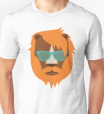 Cute Lion Hipster Animal With Funky Glasses Unisex T-Shirt