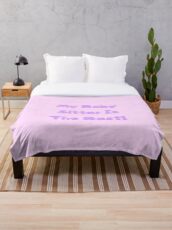 My babysitter is the best purple kawaii print Throw Blanket