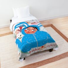 Warm hug Comforter