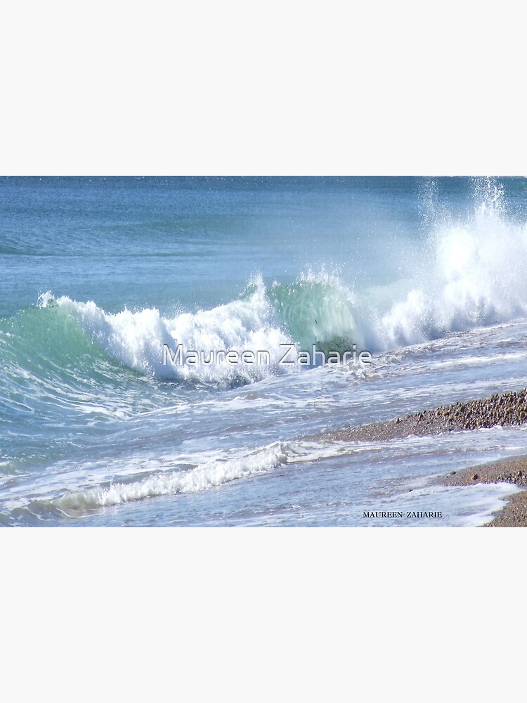 Ocean Wave in Misquamicut by Mobooksnart