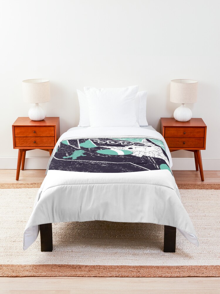 Alternate view of On the hand Comforter