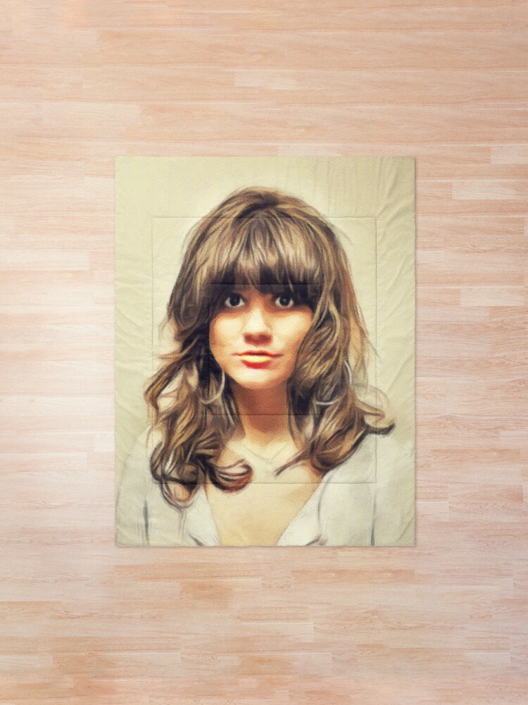 Alternate view of Linda Ronstadt, Music Legend Comforter