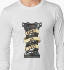 Bloodborne mensis cage sigil Long Sleeve T-Shirt
