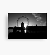 Dawn Over The Thames Canvas Print