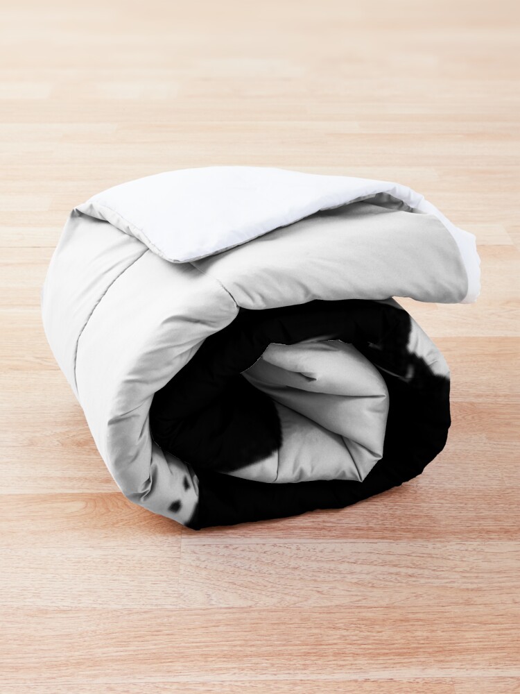 Alternate view of Sisters Silhouette Comforter