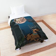 scooby doo - scooby @ cemetery Comforter