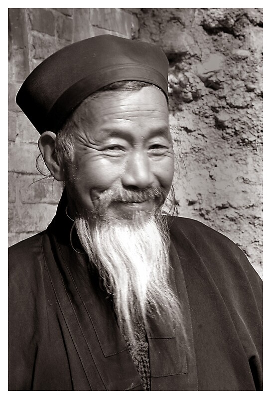 [TOMT] [TV Show] A long bearded Chinese monk gathers teenagers and ...