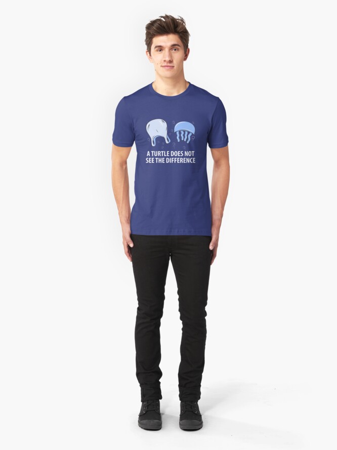 Alternative Ansicht von A Turtle Does Not See The Difference - Sea Turtle Slim Fit T-Shirt