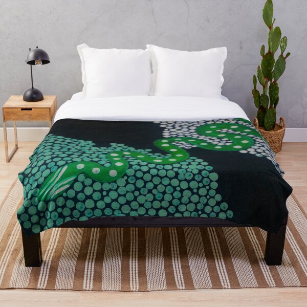 Green serpent Throw Blanket