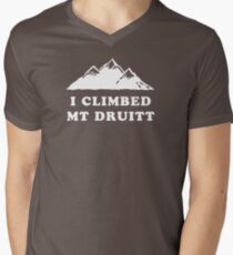 I Climbed Mt Druitt Men's V-Neck T-Shirt