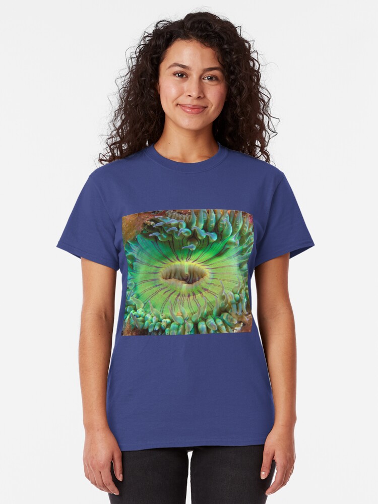 Alternate view of Aggregating Anemone Classic T-Shirt
