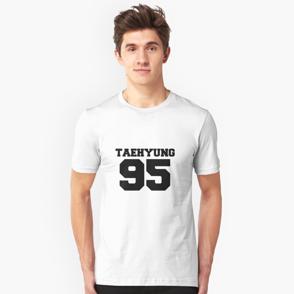 taehyung black tshirt