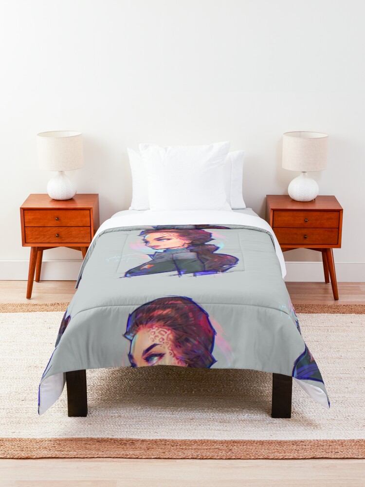 Alternate view of jadzia Comforter