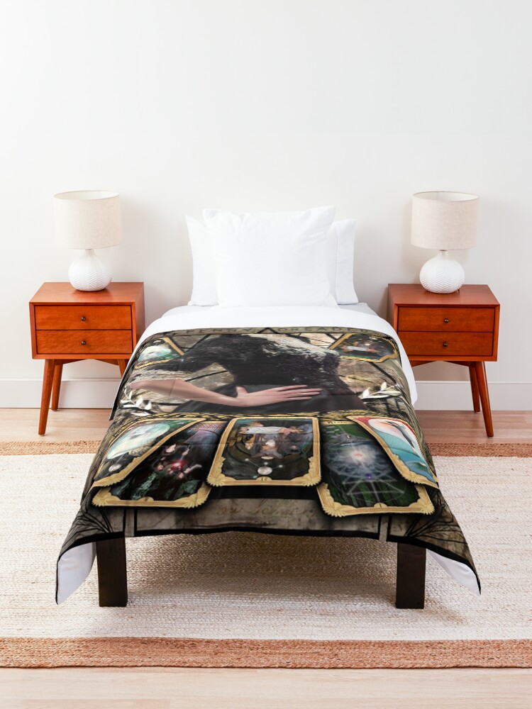 Alternate view of Vanessa Ives Tarot Edge - Penny Dreadful Comforter