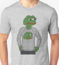 Pepe in pepe sweater Unisex T-Shirt