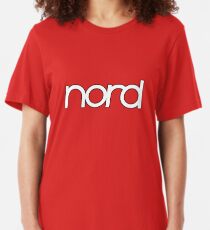 Wunderbarer Nord Synth Slim Fit T-Shirt
