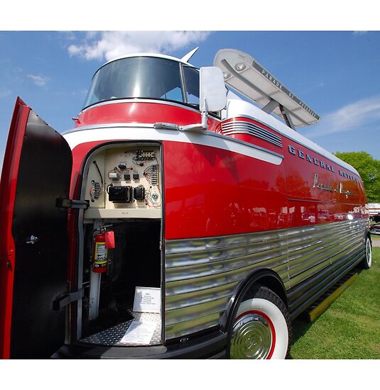 GM futurliner | MontrealRacing.com